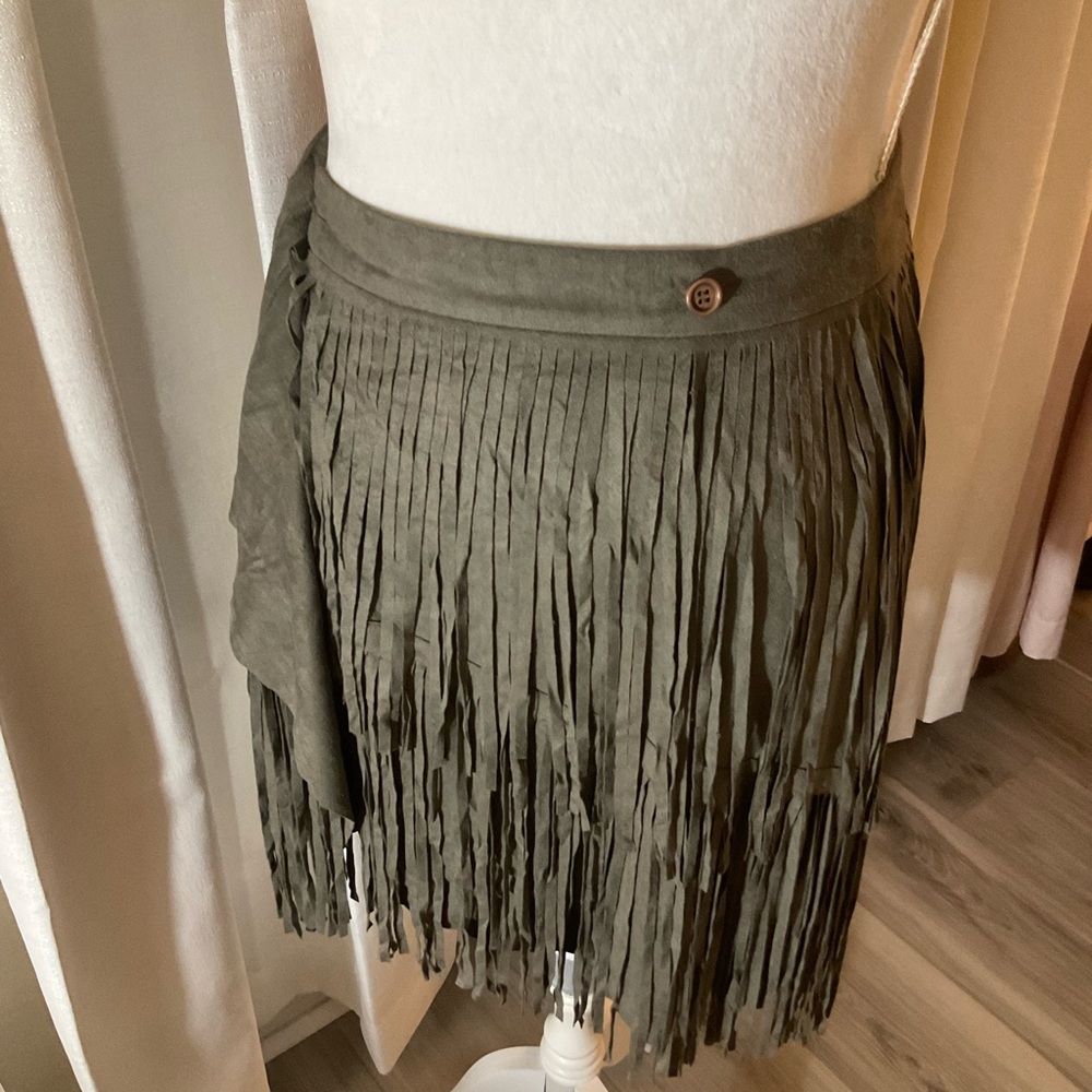 Green Asymmetrical Pleated Mini Skirt for Night Out